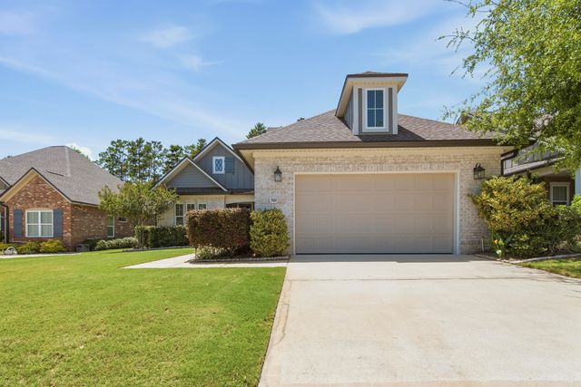 500 Meadow Lake Dr Drive, Freeport, FL 32439