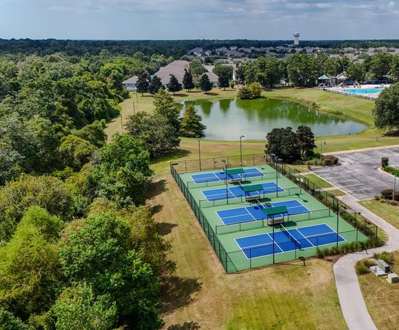 500 Meadow Lake Dr Drive, Freeport, FL 32439
