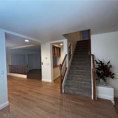 10590 Medicine Bow Street, Las Vegas, NV 89183