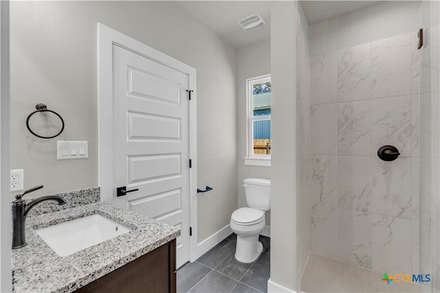 249 Western Avenue, Bertram, TX 78605