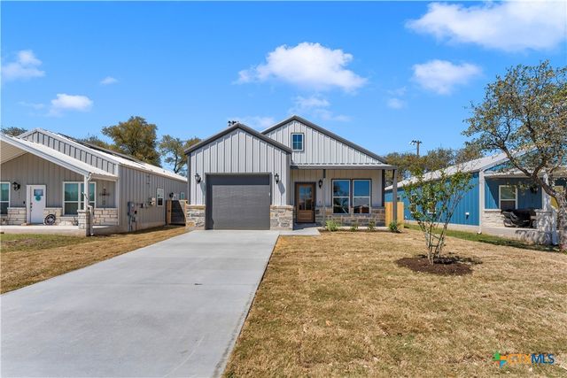 249 Western Avenue, Bertram, TX 78605