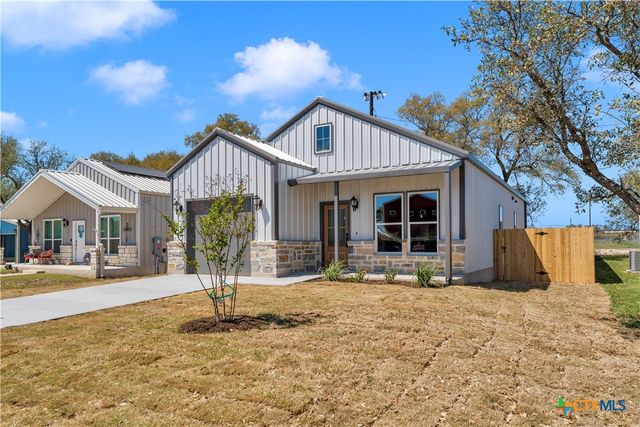 249 Western Avenue, Bertram, TX 78605