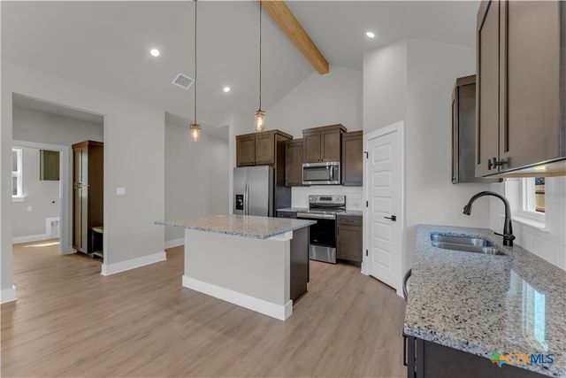 249 Western Avenue, Bertram, TX 78605