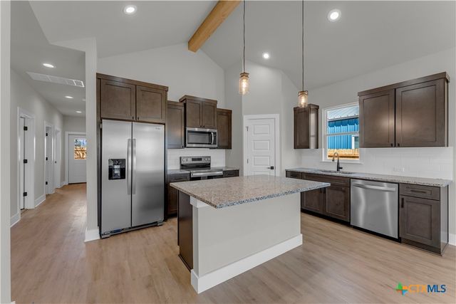 249 Western Avenue, Bertram, TX 78605