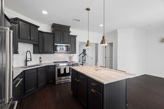 100 Front St, Franklin, TN 37064