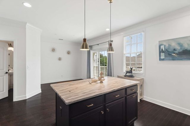 100 Front St, Franklin, TN 37064