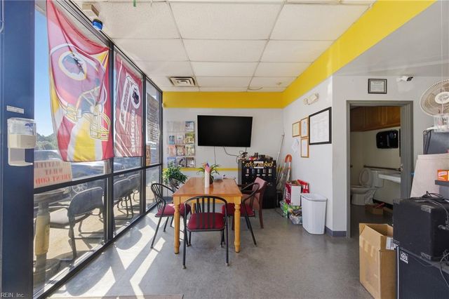 6219 George Washington Memorial HWY, Yorktown, VA 23692