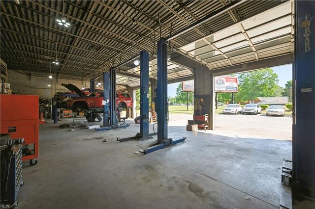 6219 George Washington Memorial HWY, Yorktown, VA 23692