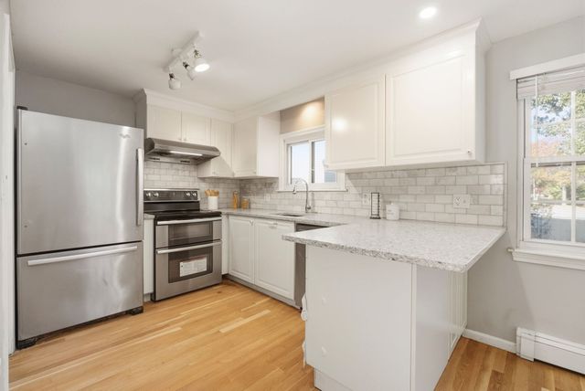 67 Decatur St 67, Arlington, MA 02474