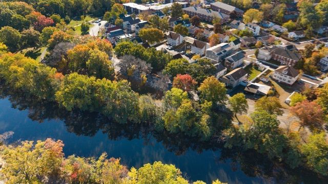 67 Decatur St 67, Arlington, MA 02474
