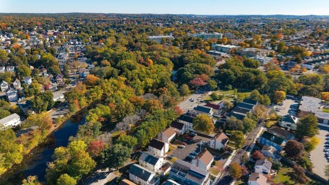 67 Decatur St 67, Arlington, MA 02474
