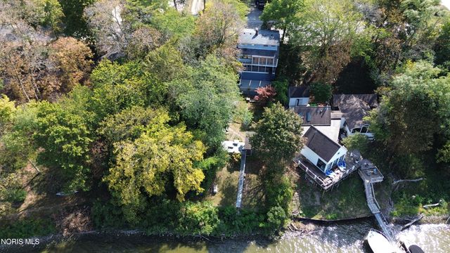 28965 E River Road, Perrysburg, OH 43551
