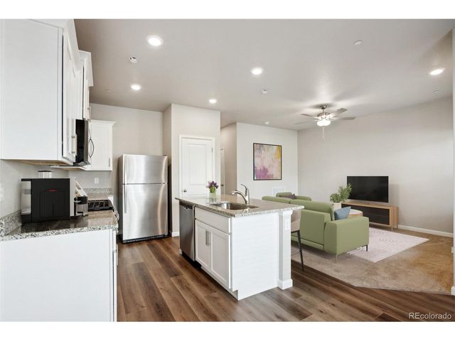 155 Robin Rd, Johnstown, CO 80534