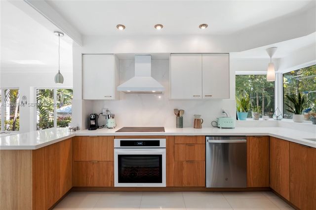 528 NE 72nd Street, Miami, FL 33138