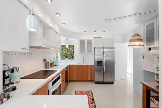 528 NE 72nd Street, Miami, FL 33138