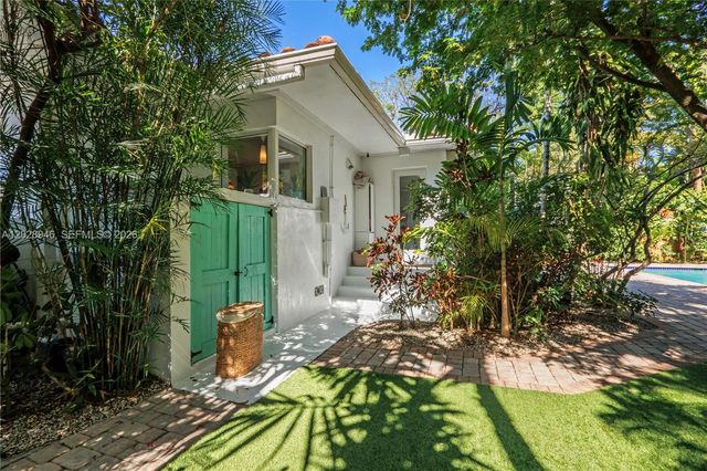528 NE 72nd Street, Miami, FL 33138