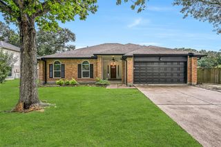 1909 Lavaca Street, Friendswood, TX 77546