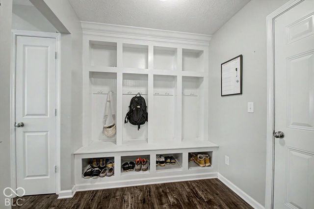 10507 Pintail Lane, Indianapolis, IN 46239