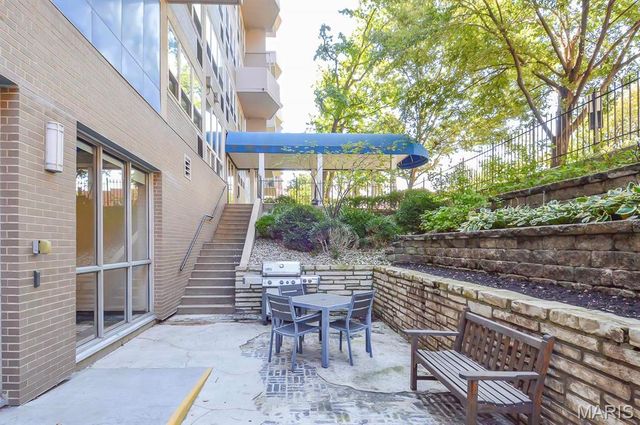 210 N 17th Street 512, St Louis, MO 63103