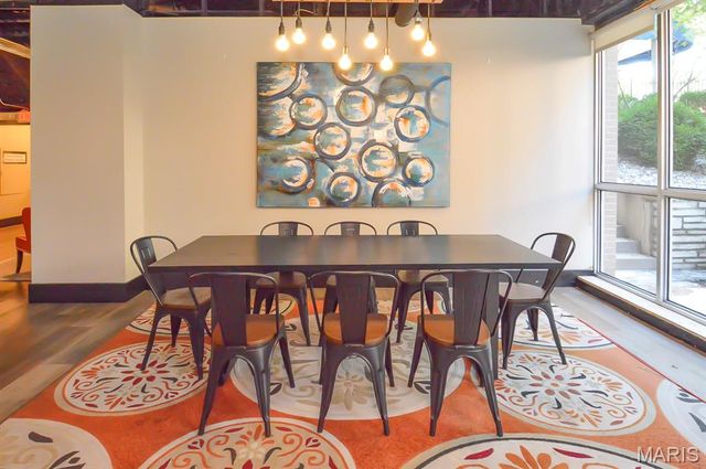 210 N 17th Street 512, St Louis, MO 63103