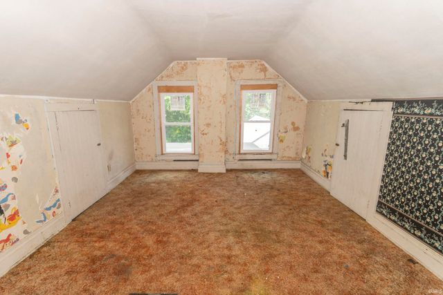 154 Middlebury Street, Elkhart, IN 46516