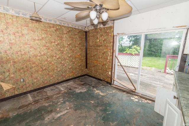 154 Middlebury Street, Elkhart, IN 46516