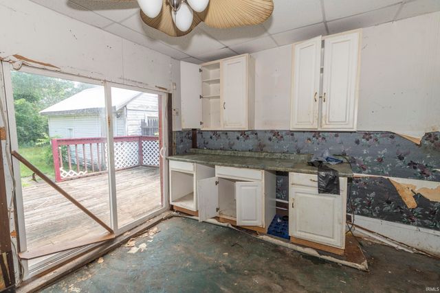 154 Middlebury Street, Elkhart, IN 46516