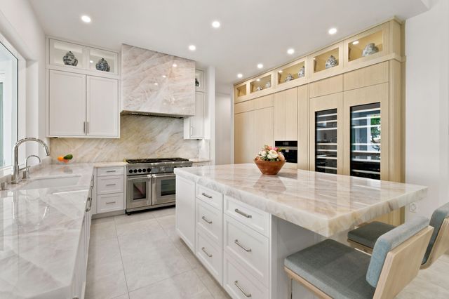3 Lakeside Palms Court, Lake Worth Beach, FL 33460