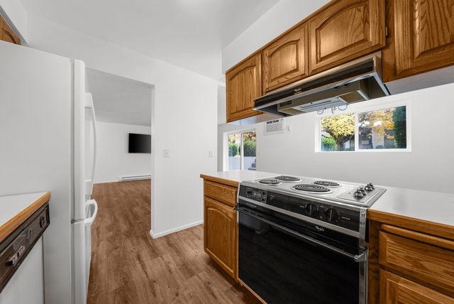 309 N Raymond Rd, Spokane Valley, WA 99206