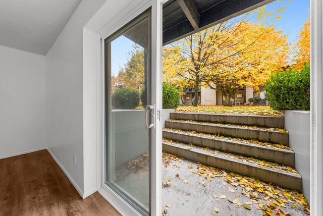 309 N Raymond Rd, Spokane Valley, WA 99206