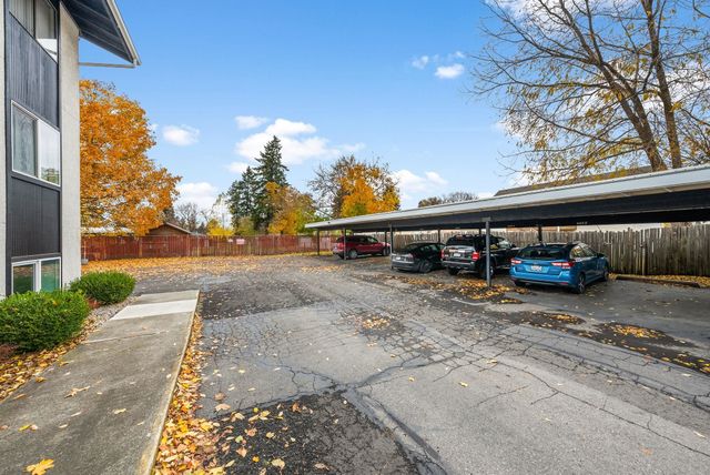 309 N Raymond Rd, Spokane Valley, WA 99206