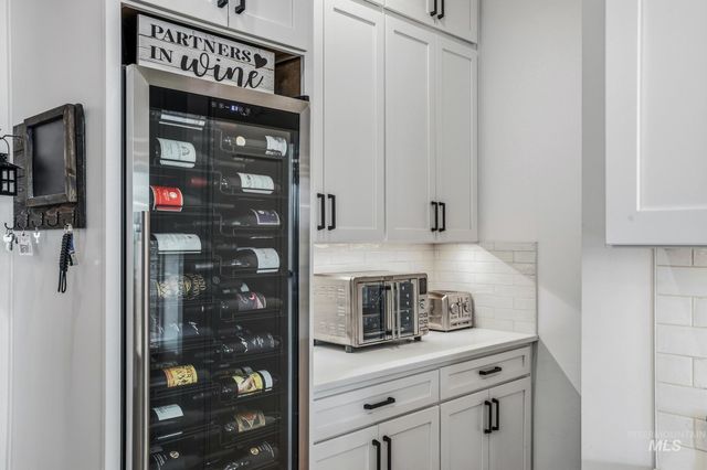 2929 E Bingley Dr, Meridian, ID 83642