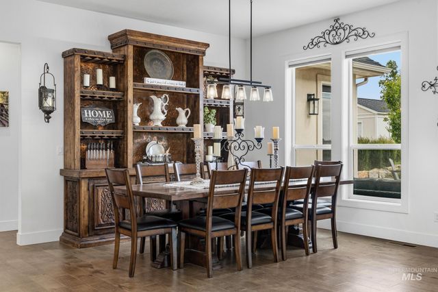 2929 E Bingley Dr, Meridian, ID 83642