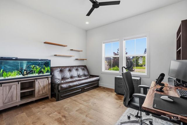 2929 E Bingley Dr, Meridian, ID 83642