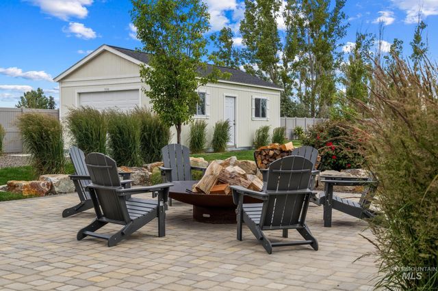 2929 E Bingley Dr, Meridian, ID 83642