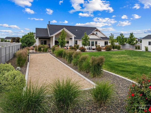 2929 E Bingley Dr, Meridian, ID 83642