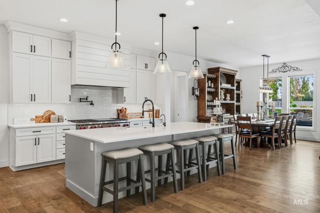2929 E Bingley Dr, Meridian, ID 83642