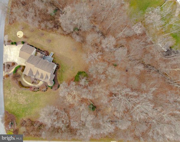 5 CROSS POINT DRIVE, Owings, MD 20736