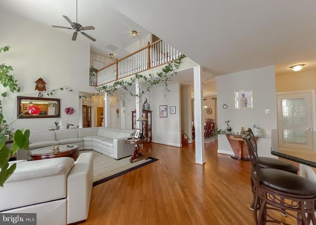 5 CROSS POINT DRIVE, Owings, MD 20736