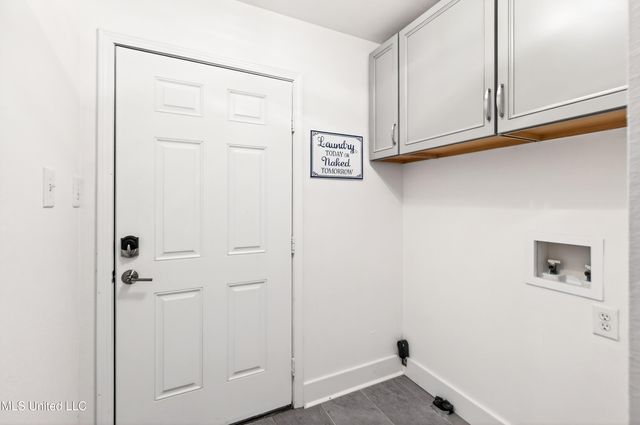 5308 Center Street, Ocean Springs, MS 39564