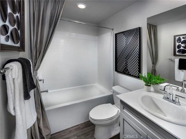 559 Toledo Way, Oceanside, CA 92057
