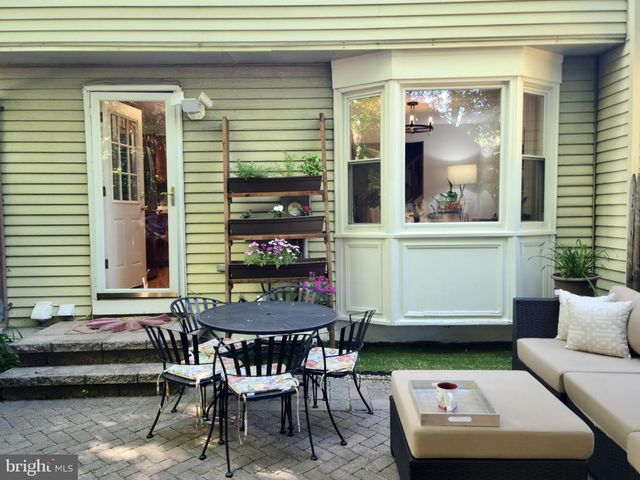 303 GUNDRY DR, Falls Church, VA 22046