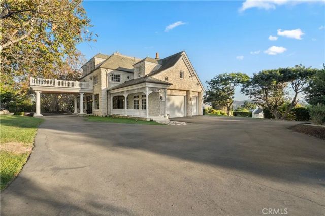 10 Strawberry, San Juan Capistrano, CA 92675