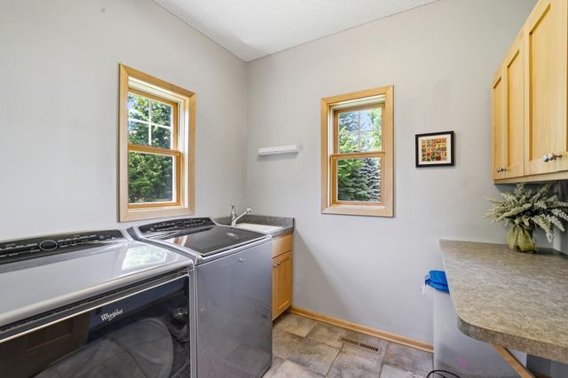 2362 Fieldstone Curve, Woodbury, MN 55129