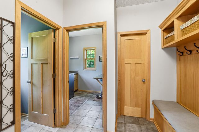 2362 Fieldstone Curve, Woodbury, MN 55129