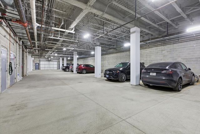 715 South Boulevard 301, Oak Park, IL 60302