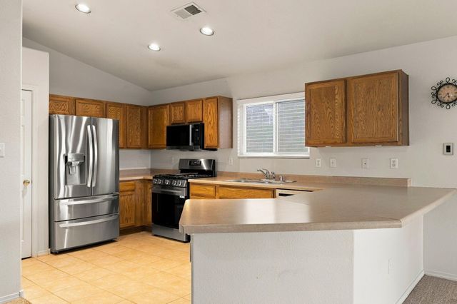 3732 Oasis Springs Road NE, Rio Rancho, NM 87144
