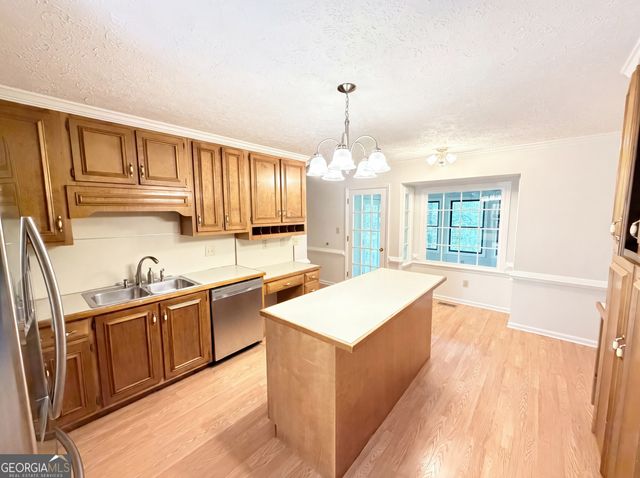515 Teresa Lane, Canton, GA 30115