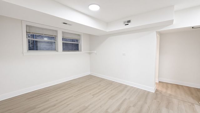 4347 W Irving Park Road GE, Chicago, IL 60641