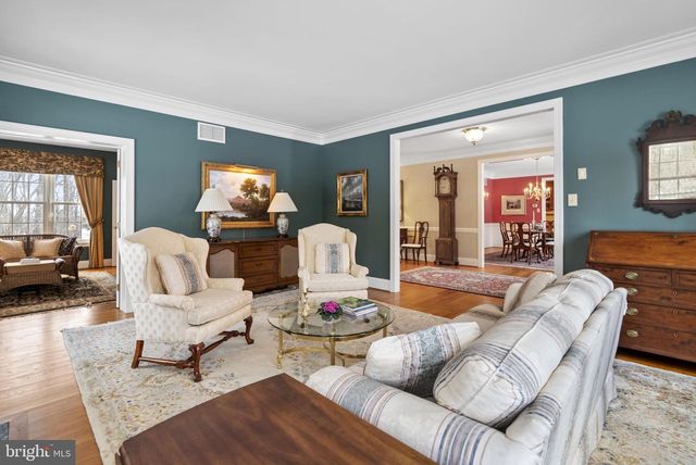 820 ELDERBERRY LN, West Chester, PA 19380